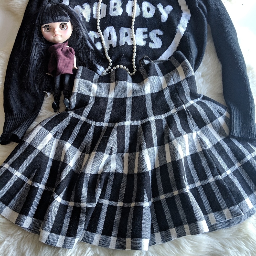 Soft plaid circle skater skirt
